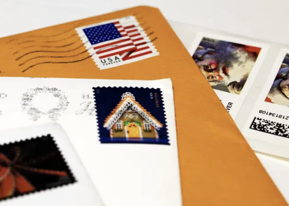 Fedex vend-il des timbres-poste ?